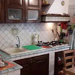 La Melagrana Nyaraló *